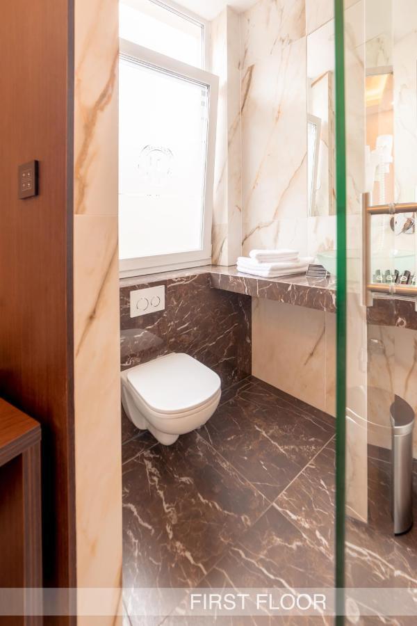 Center Ljubljana Hotel Ngoại thất bức ảnh